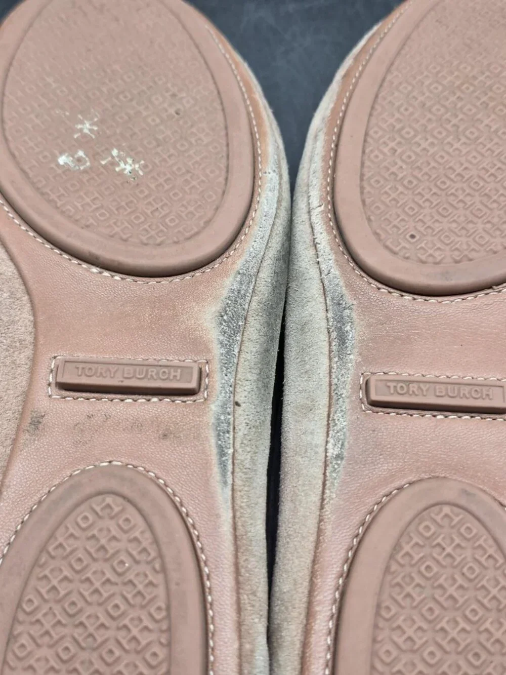 Tory Burch Shoes Womens 9 Pink Minnie Travel Suede Ballet Flats Logo Medallion